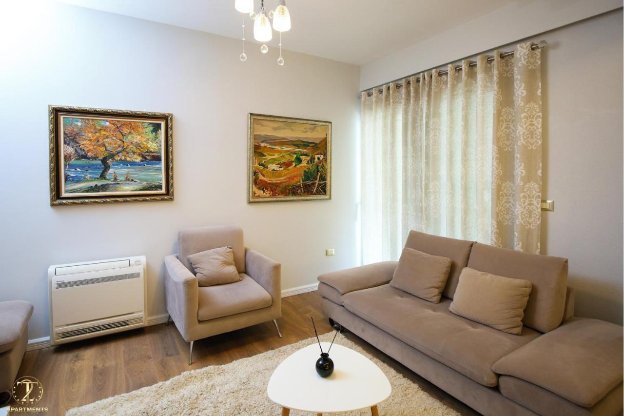 T2 City Apartments Влёра Экстерьер фото
