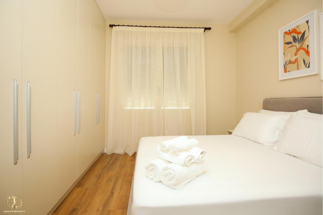 T2 City Apartments Влёра Экстерьер фото