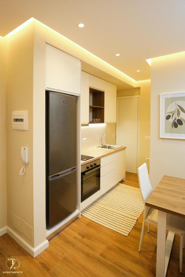T2 City Apartments Влёра Экстерьер фото