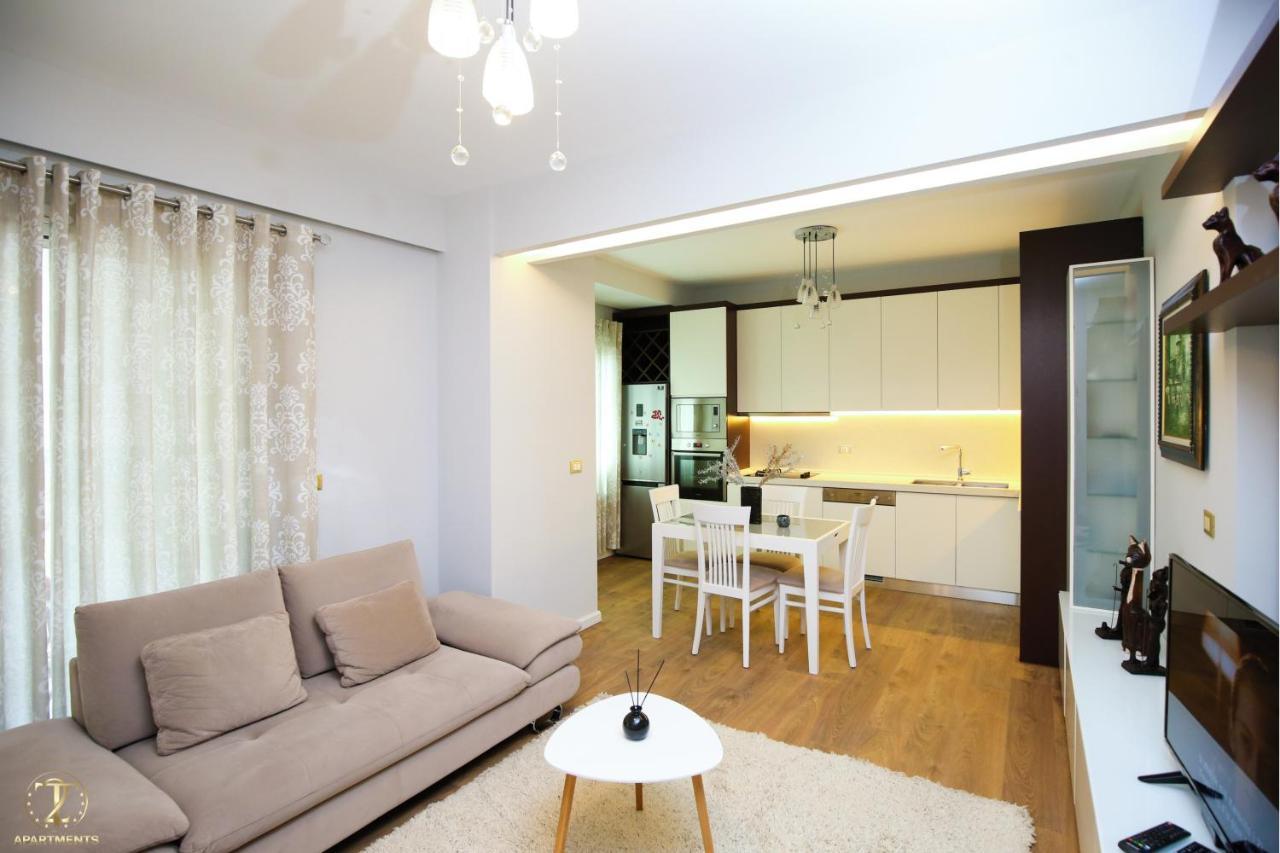 T2 City Apartments Влёра Экстерьер фото