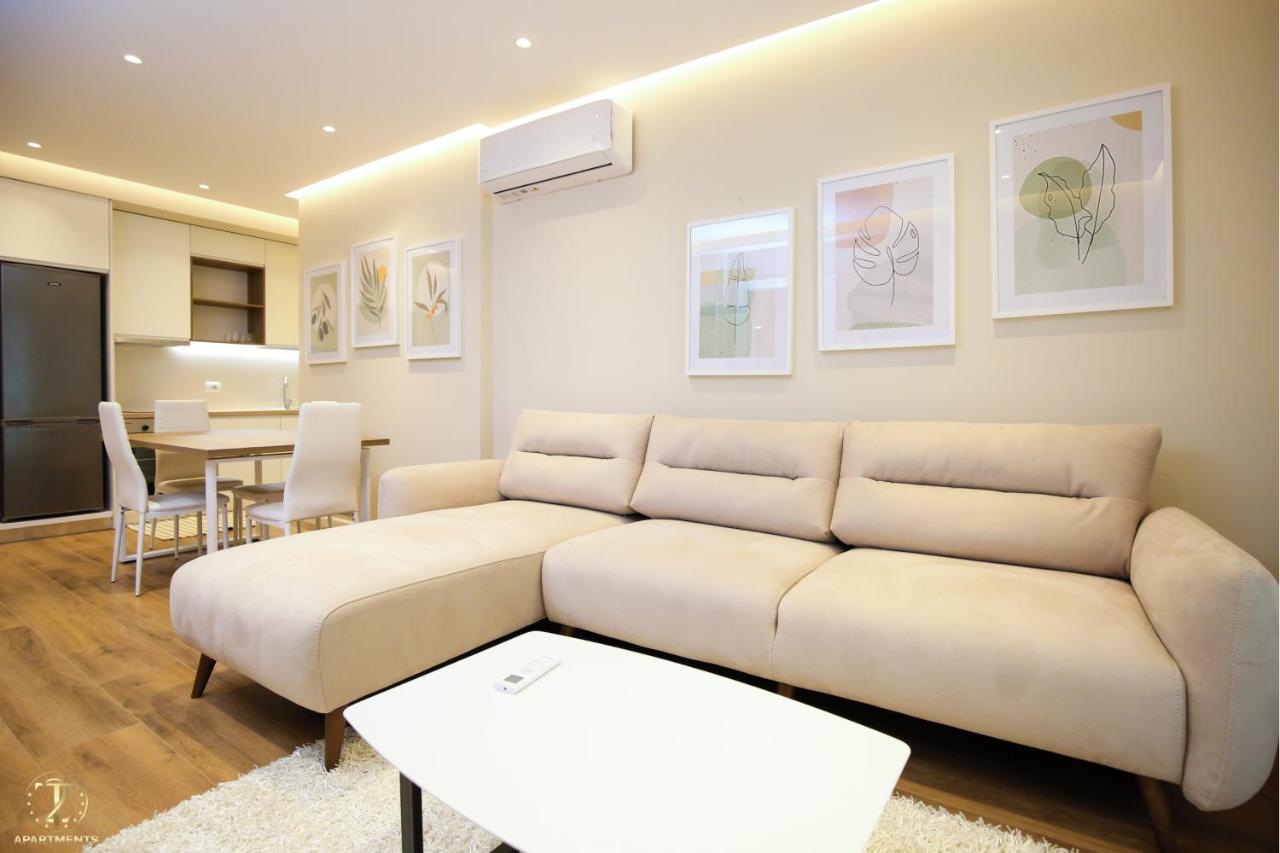 T2 City Apartments Влёра Экстерьер фото